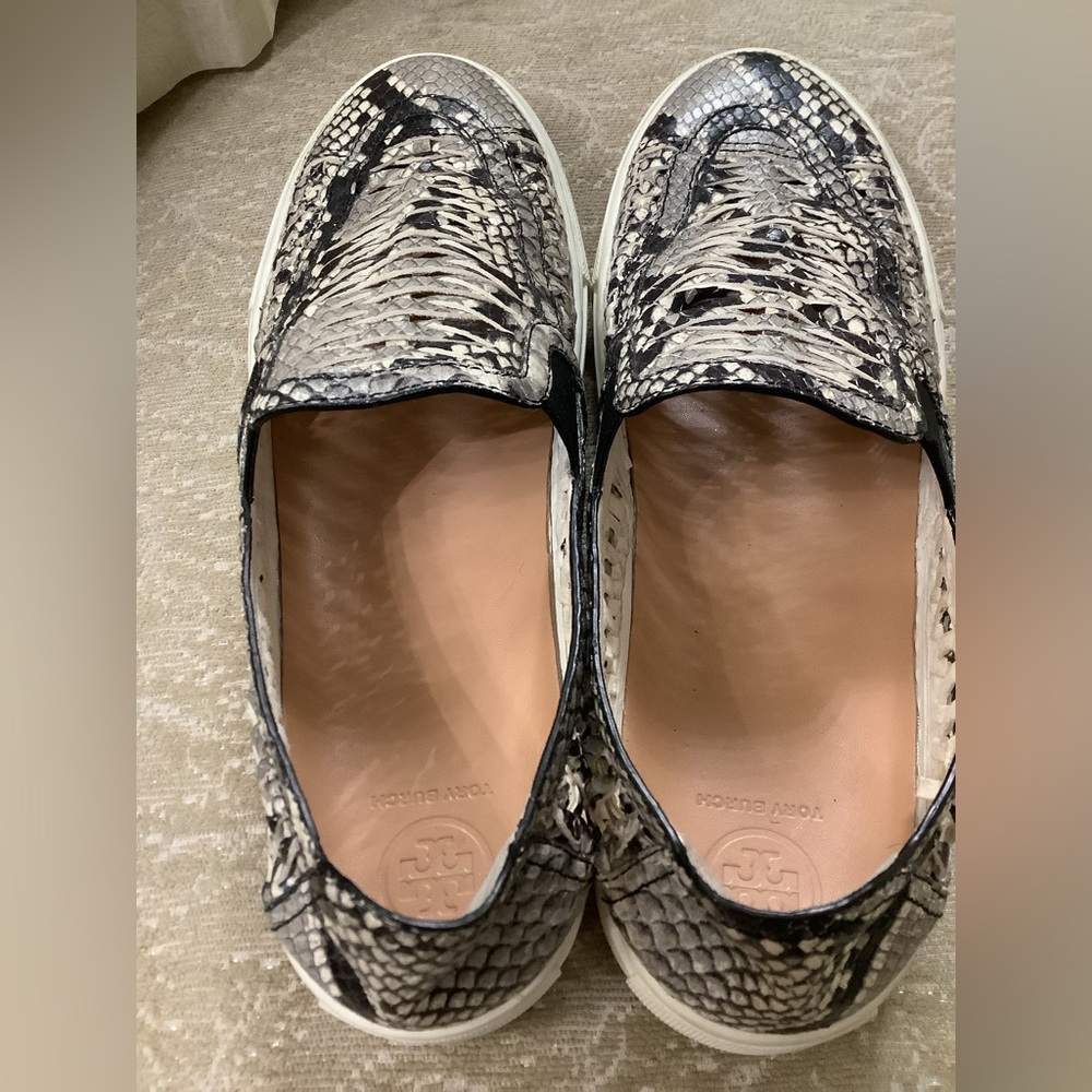 TORY BURCH - Picture 2 of 5